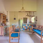 Quintal De Barros